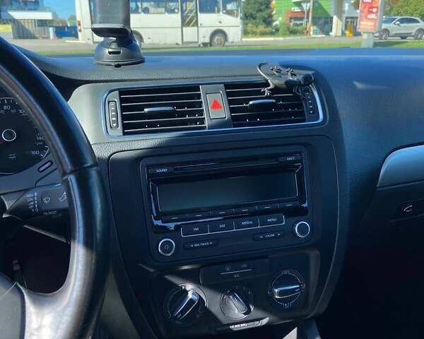 Синій Фольксваген Джетта, об'ємом двигуна 2.48 л та пробігом 167 тис. км за 8500 $, фото 11 на Automoto.ua