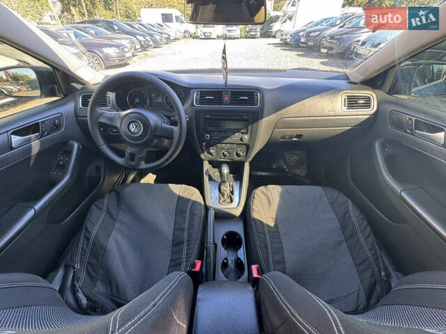 Синій Фольксваген Джетта, об'ємом двигуна 1.8 л та пробігом 158 тис. км за 7999 $, фото 14 на Automoto.ua