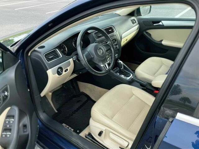 Синій Фольксваген Джетта, об'ємом двигуна 2.5 л та пробігом 86 тис. км за 10000 $, фото 7 на Automoto.ua