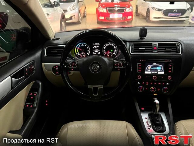 Синий Фольксваген Джетта, объемом двигателя 1.4 л и пробегом 134 тыс. км за 7800 $, фото 11 на Automoto.ua