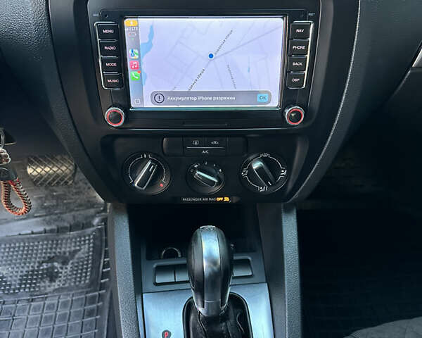 Синій Фольксваген Джетта, об'ємом двигуна 2.48 л та пробігом 240 тис. км за 7350 $, фото 19 на Automoto.ua