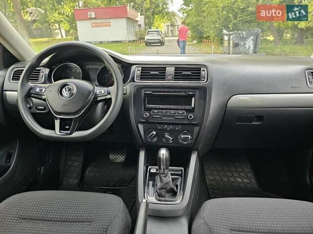 Фольксваген Джетта 2014 в Киеве на Automoto.ua Синий Фольксваген Джетта, объемом двигателя 1.8 л и пробегом 180 тыс. км за 6700 $, фото 14 на Automoto.ua