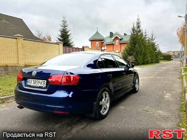 Синий Фольксваген Джетта, объемом двигателя 2 л и пробегом 136 тыс. км за 8299 $, фото 2 на Automoto.ua