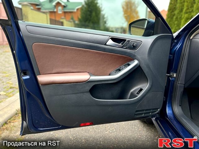 Синий Фольксваген Джетта, объемом двигателя 2 л и пробегом 136 тыс. км за 8299 $, фото 11 на Automoto.ua