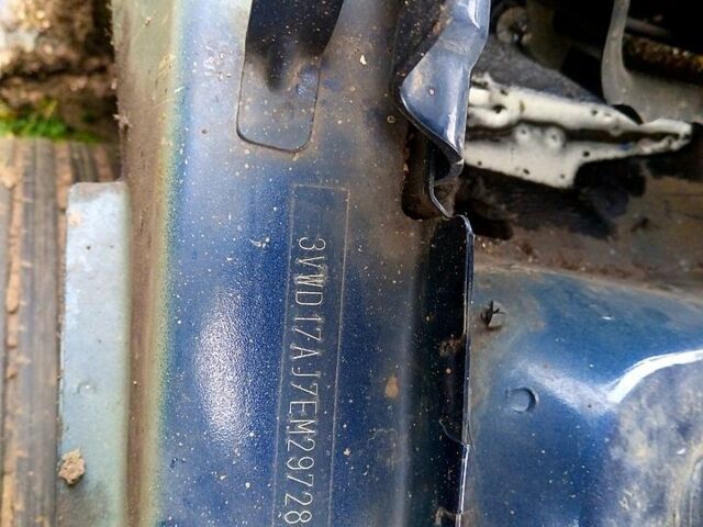 Синий Фольксваген Джетта, объемом двигателя 1.8 л и пробегом 156 тыс. км за 4000 $, фото 8 на Automoto.ua