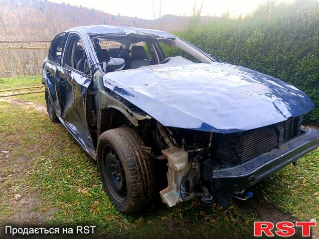 Синий Фольксваген Джетта, объемом двигателя 1.8 л и пробегом 156 тыс. км за 4000 $, фото 3 на Automoto.ua