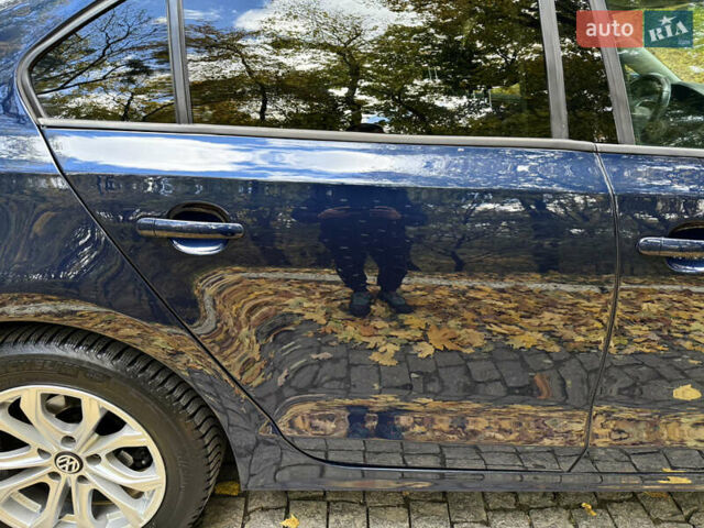 Фольксваген Джетта 2014 в Черновцах на Automoto.ua Синий Фольксваген Джетта, объемом двигателя 1.8 л и пробегом 147 тыс. км за 8300 $, фото 28 на Automoto.ua