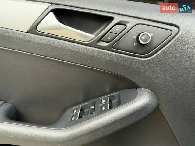 Синий Фольксваген Джетта, объемом двигателя 1.78 л и пробегом 193 тыс. км за 9999 $, фото 15 на Automoto.ua