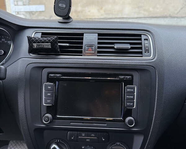 Синий Фольксваген Джетта, объемом двигателя 1.8 л и пробегом 172 тыс. км за 9700 $, фото 9 на Automoto.ua