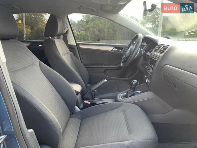 Синий Фольксваген Джетта, объемом двигателя 1.8 л и пробегом 145 тыс. км за 9600 $, фото 8 на Automoto.ua