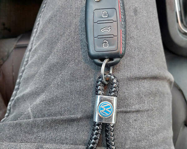 Синий Фольксваген Джетта, объемом двигателя 1.4 л и пробегом 178 тыс. км за 8500 $, фото 40 на Automoto.ua