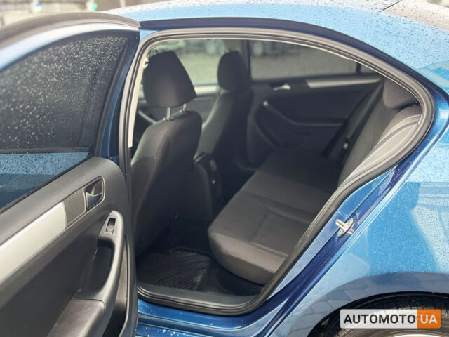 Синий Фольксваген Джетта, объемом двигателя 2 л и пробегом 224 тыс. км за 9500 $, фото 21 на Automoto.ua