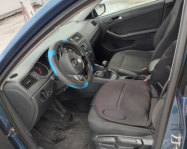 Синий Фольксваген Джетта, объемом двигателя 1.4 л и пробегом 178 тыс. км за 8500 $, фото 17 на Automoto.ua