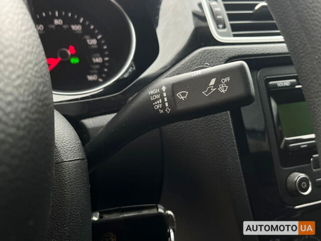 Синий Фольксваген Джетта, объемом двигателя 2 л и пробегом 224 тыс. км за 9500 $, фото 15 на Automoto.ua