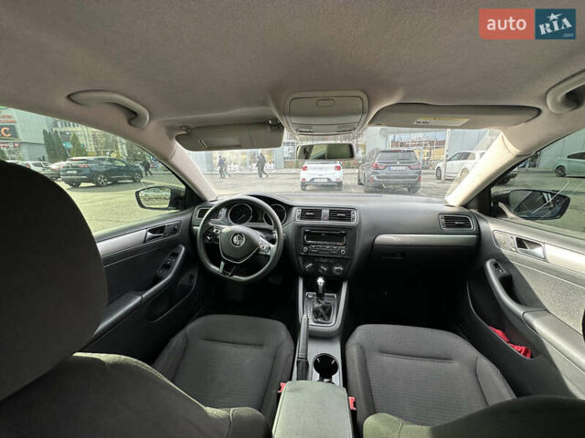 Синий Фольксваген Джетта, объемом двигателя 1.8 л и пробегом 157 тыс. км за 10500 $, фото 9 на Automoto.ua