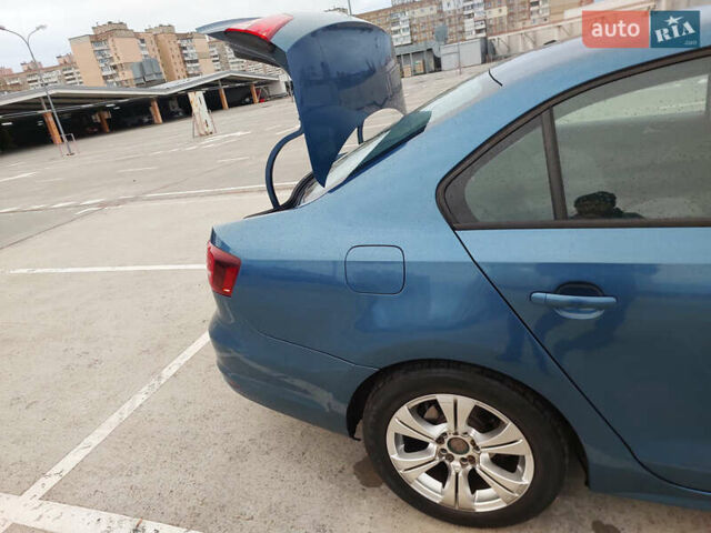 Синий Фольксваген Джетта, объемом двигателя 1.4 л и пробегом 178 тыс. км за 8500 $, фото 16 на Automoto.ua