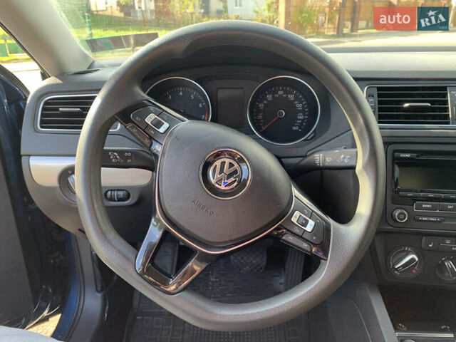 Синий Фольксваген Джетта, объемом двигателя 1.8 л и пробегом 145 тыс. км за 9600 $, фото 15 на Automoto.ua