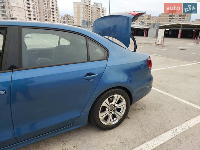 Синий Фольксваген Джетта, объемом двигателя 1.4 л и пробегом 178 тыс. км за 8500 $, фото 15 на Automoto.ua