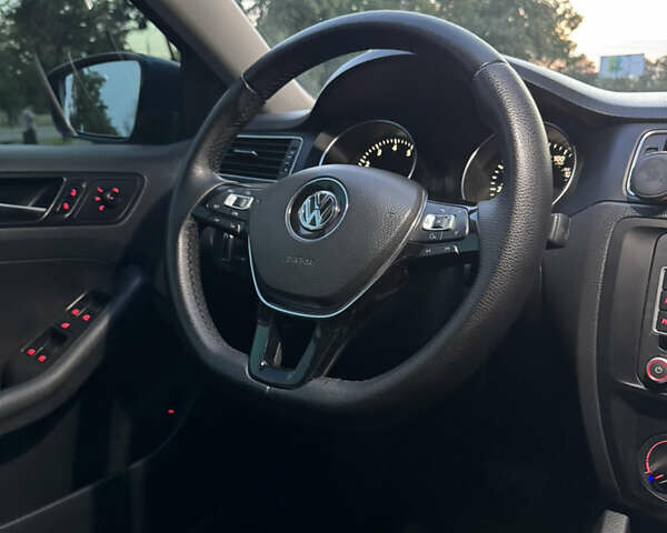 Синий Фольксваген Джетта, объемом двигателя 1.8 л и пробегом 215 тыс. км за 10800 $, фото 8 на Automoto.ua