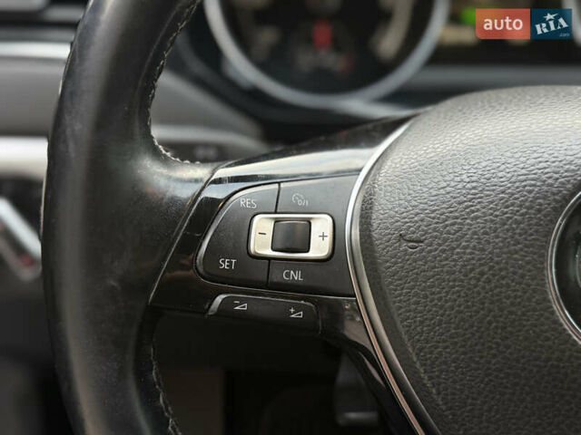 Фольксваген Джетта 2015 у Одесі на Automoto.ua Синій Фольксваген Джетта, об'ємом двигуна 1.39 л та пробігом 240 тис. км за 8900 $, фото 54 на Automoto.ua