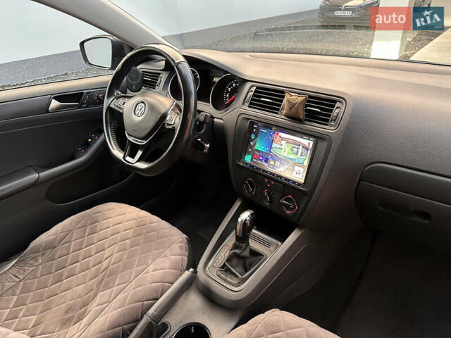 Синий Фольксваген Джетта, объемом двигателя 1.4 л и пробегом 236 тыс. км за 7999 $, фото 43 на Automoto.ua