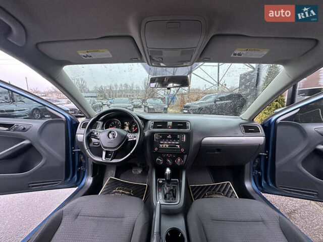 Синій Фольксваген Джетта, об'ємом двигуна 1.8 л та пробігом 134 тис. км за 9999 $, фото 18 на Automoto.ua