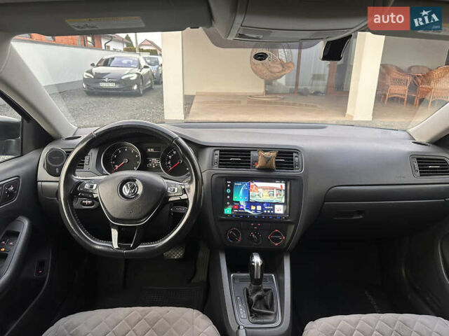 Синий Фольксваген Джетта, объемом двигателя 1.4 л и пробегом 236 тыс. км за 7999 $, фото 2 на Automoto.ua