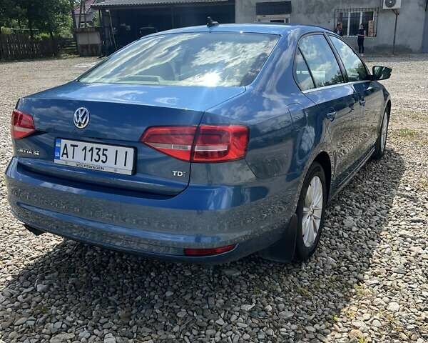Синій Фольксваген Джетта, об'ємом двигуна 2 л та пробігом 238 тис. км за 10400 $, фото 2 на Automoto.ua