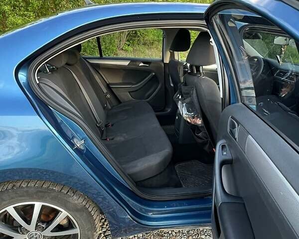 Фольксваген Джетта 2016 в Львове на Automoto.ua Синий Фольксваген Джетта, объемом двигателя 1.4 л и пробегом 144 тыс. км за 9200 $, фото 10 на Automoto.ua