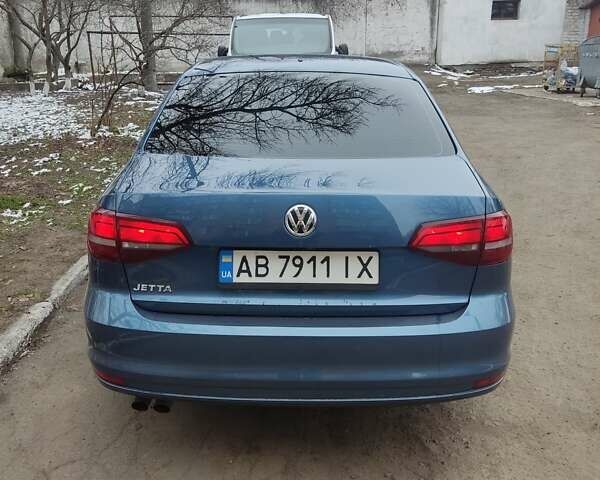 Фольксваген Джетта 2016 в Смеле на Automoto.ua Синий Фольксваген Джетта, объемом двигателя 1.39 л и пробегом 112 тыс. км за 9300 $, фото 4 на Automoto.ua