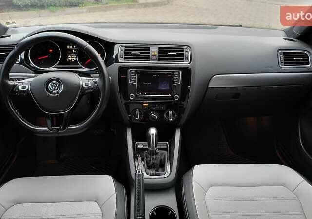 Синий Фольксваген Джетта, объемом двигателя 1.8 л и пробегом 172 тыс. км за 10500 $, фото 7 на Automoto.ua