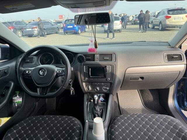 Синий Фольксваген Джетта, объемом двигателя 1.4 л и пробегом 108 тыс. км за 11500 $, фото 4 на Automoto.ua