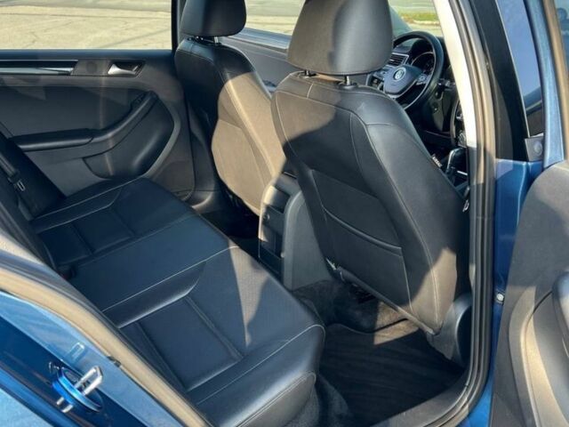 Синій Фольксваген Джетта, об'ємом двигуна 1.8 л та пробігом 144 тис. км за 11699 $, фото 17 на Automoto.ua