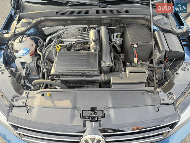 Синій Фольксваген Джетта, об'ємом двигуна 1.4 л та пробігом 109 тис. км за 11500 $, фото 11 на Automoto.ua