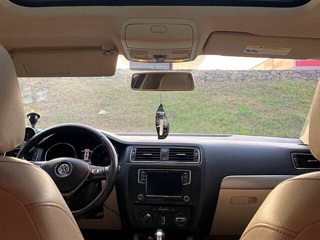 Синий Фольксваген Джетта, объемом двигателя 1.4 л и пробегом 238 тыс. км за 9000 $, фото 5 на Automoto.ua