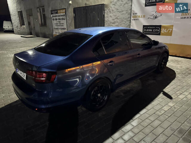 Синий Фольксваген Джетта, объемом двигателя 1.4 л и пробегом 210 тыс. км за 10500 $, фото 2 на Automoto.ua