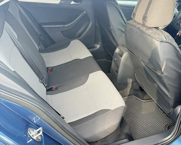 Синій Фольксваген Джетта, об'ємом двигуна 1.4 л та пробігом 109 тис. км за 11500 $, фото 6 на Automoto.ua