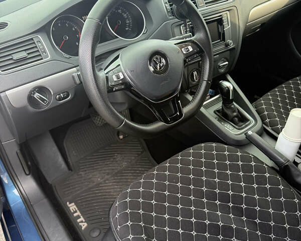 Синій Фольксваген Джетта, об'ємом двигуна 1.4 л та пробігом 109 тис. км за 11500 $, фото 12 на Automoto.ua