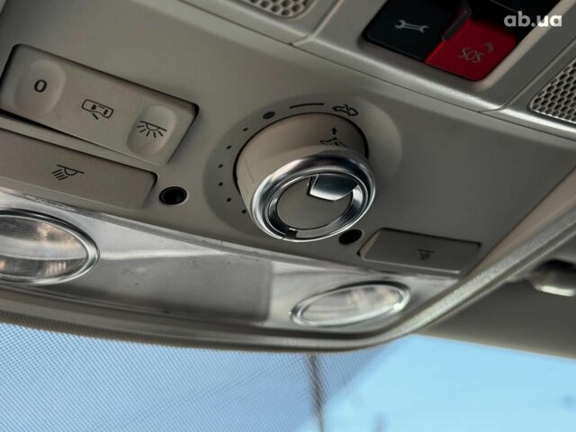 Синій Фольксваген Джетта, об'ємом двигуна 1.4 л та пробігом 93 тис. км за 11790 $, фото 21 на Automoto.ua