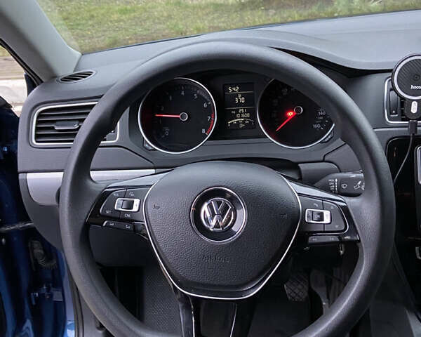 Синий Фольксваген Джетта, объемом двигателя 1.4 л и пробегом 101 тыс. км за 10600 $, фото 6 на Automoto.ua