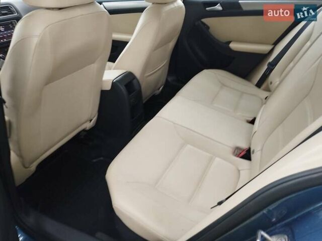 Фольксваген Джетта 2017 у Тернополі на Automoto.ua Синій Фольксваген Джетта, об'ємом двигуна 1.4 л та пробігом 57 тис. км за 11999 $, фото 1 на Automoto.ua