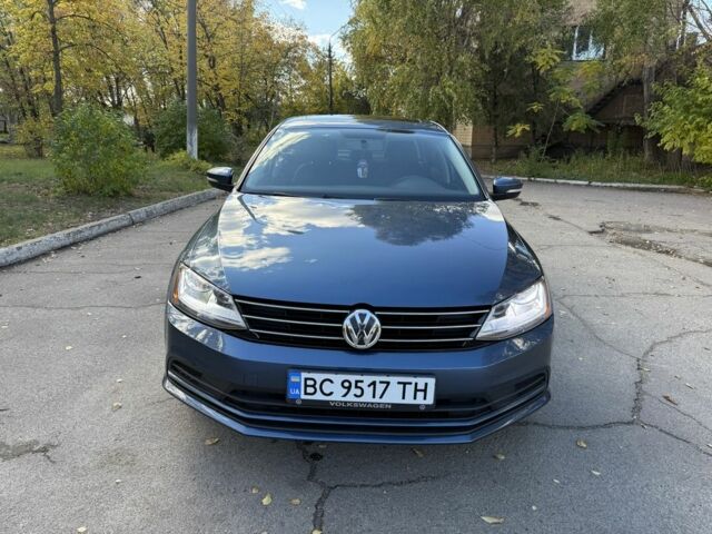 Фольксваген Джетта 2017 в Кривом Роге на Automoto.ua Синий Фольксваген Джетта, объемом двигателя 1.4 л и пробегом 99 тыс. км за 9700 $, фото 3 на Automoto.ua
