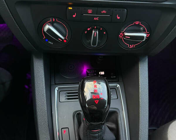 Синий Фольксваген Джетта, объемом двигателя 1.4 л и пробегом 77 тыс. км за 11800 $, фото 10 на Automoto.ua