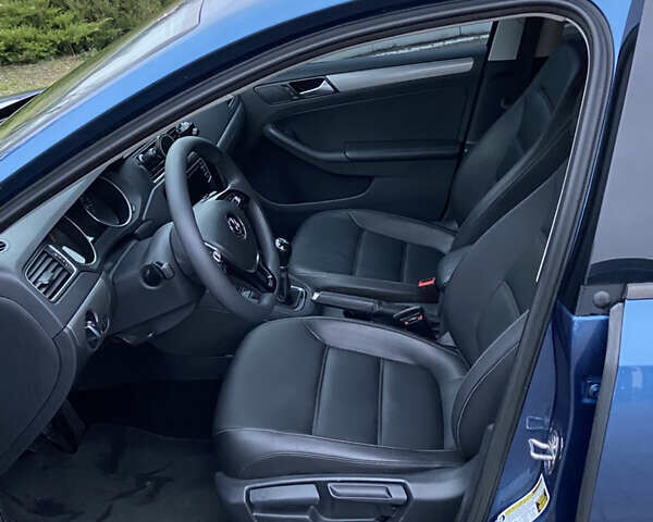 Синий Фольксваген Джетта, объемом двигателя 1.4 л и пробегом 101 тыс. км за 10600 $, фото 5 на Automoto.ua