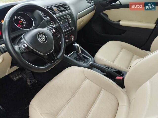 Фольксваген Джетта 2017 у Тернополі на Automoto.ua Синій Фольксваген Джетта, об'ємом двигуна 1.4 л та пробігом 57 тис. км за 11999 $, фото 2 на Automoto.ua