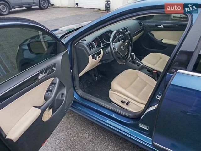Синій Фольксваген Джетта, об'ємом двигуна 1.8 л та пробігом 85 тис. км за 12600 $, фото 7 на Automoto.ua
