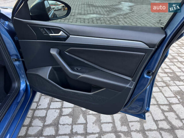 Синий Фольксваген Джетта, объемом двигателя 1.4 л и пробегом 160 тыс. км за 11950 $, фото 45 на Automoto.ua