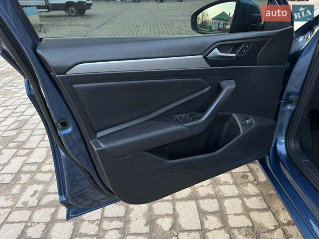 Синий Фольксваген Джетта, объемом двигателя 1.4 л и пробегом 160 тыс. км за 11950 $, фото 30 на Automoto.ua