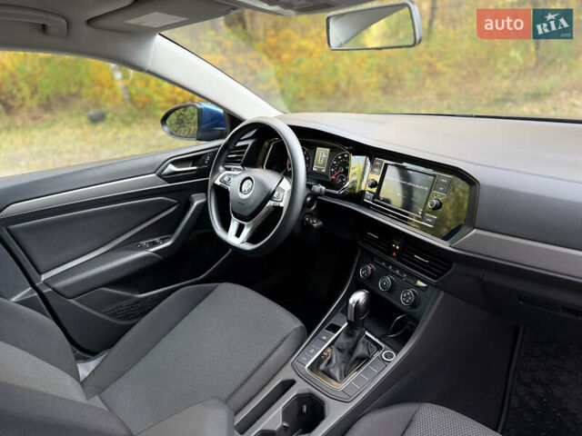 Синий Фольксваген Джетта, объемом двигателя 1.4 л и пробегом 88 тыс. км за 15000 $, фото 29 на Automoto.ua