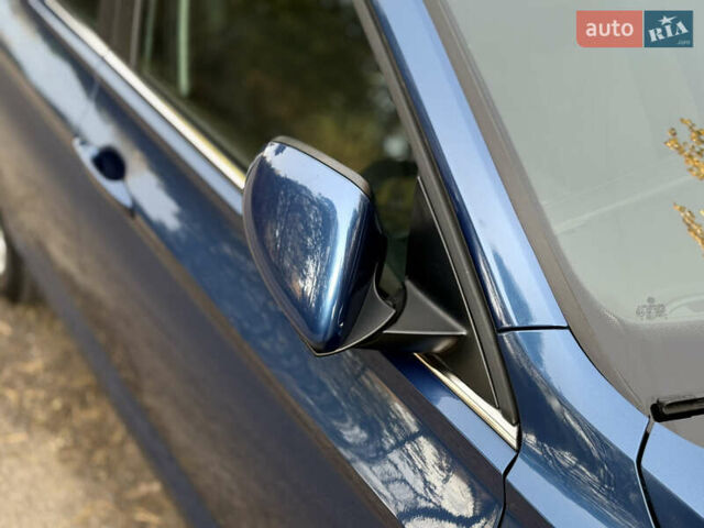 Синий Фольксваген Джетта, объемом двигателя 1.4 л и пробегом 88 тыс. км за 15000 $, фото 60 на Automoto.ua